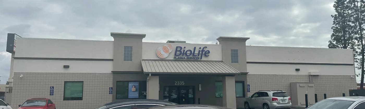 Edificio del Centro de Plasma de BioLife en Visalia, California